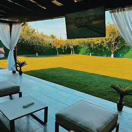 Casa Simon Douăzeci şi Trei August