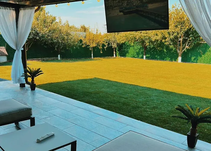 Casa Simon Douăzeci şi Trei August